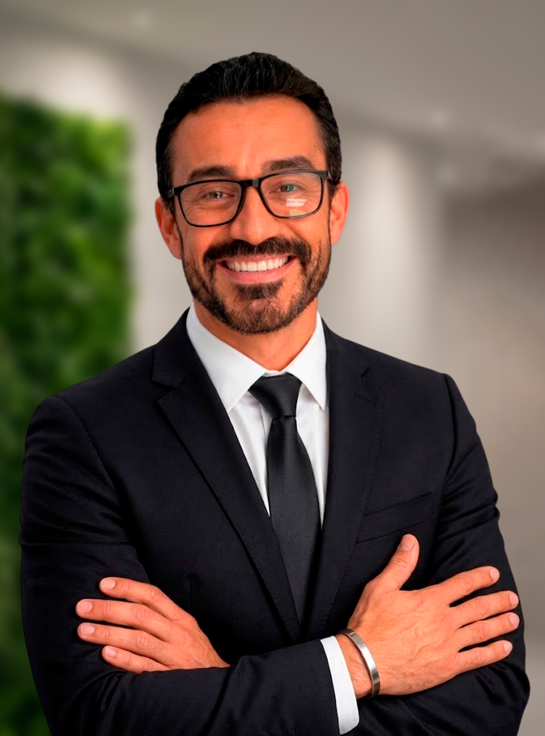 Dr. Mauricio Ruiz